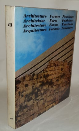 Item #117135 ARCHITECTURE FORMES FONCTIONS; ARCHITEKTUR FORM FUNKTION; ARCHITECTURE FORMS...