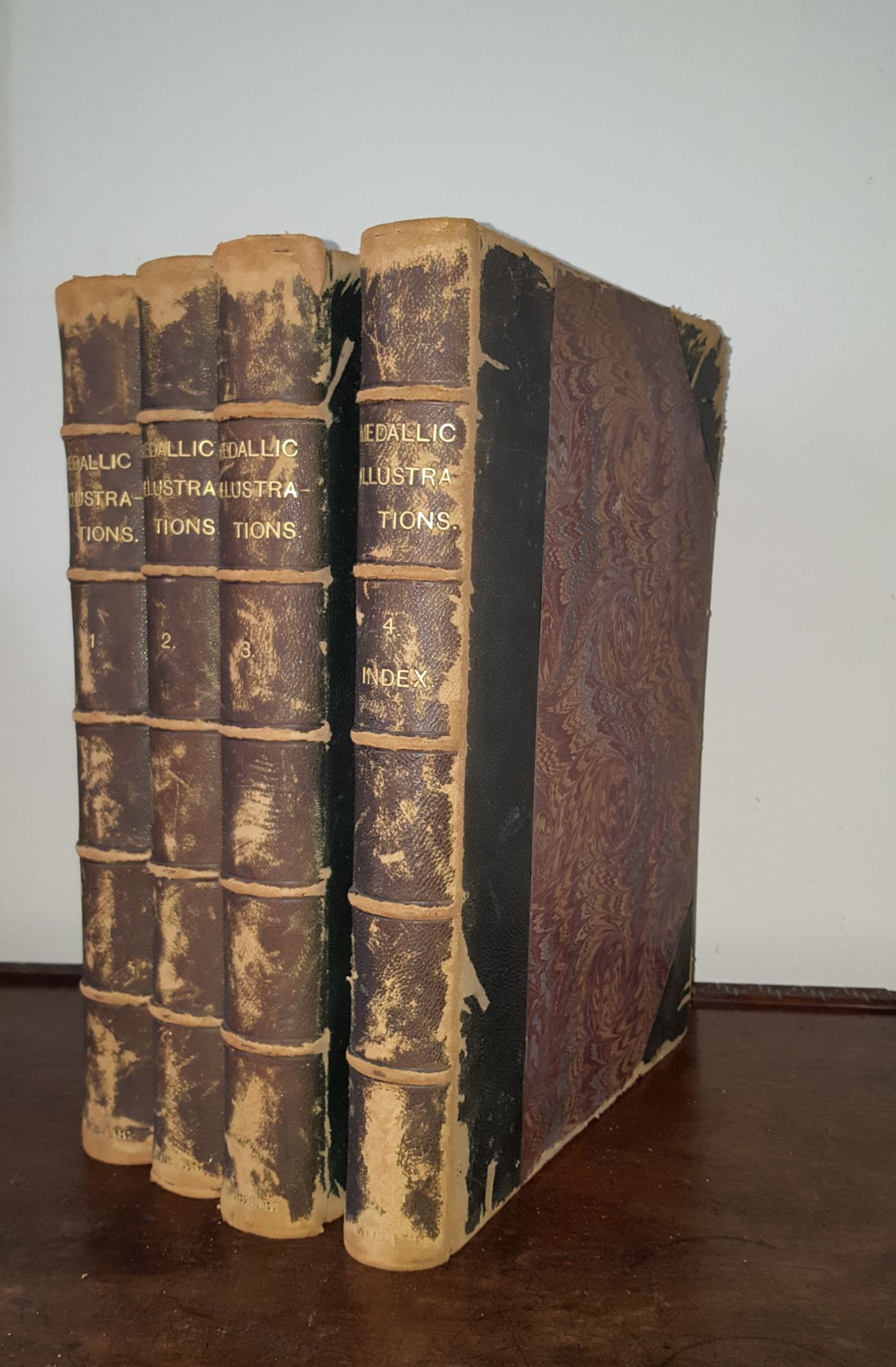 GRUEBER H.A. - Medallic Illustrations of the History of Great Britain and Ireland to the Death of George II 4 Volumes