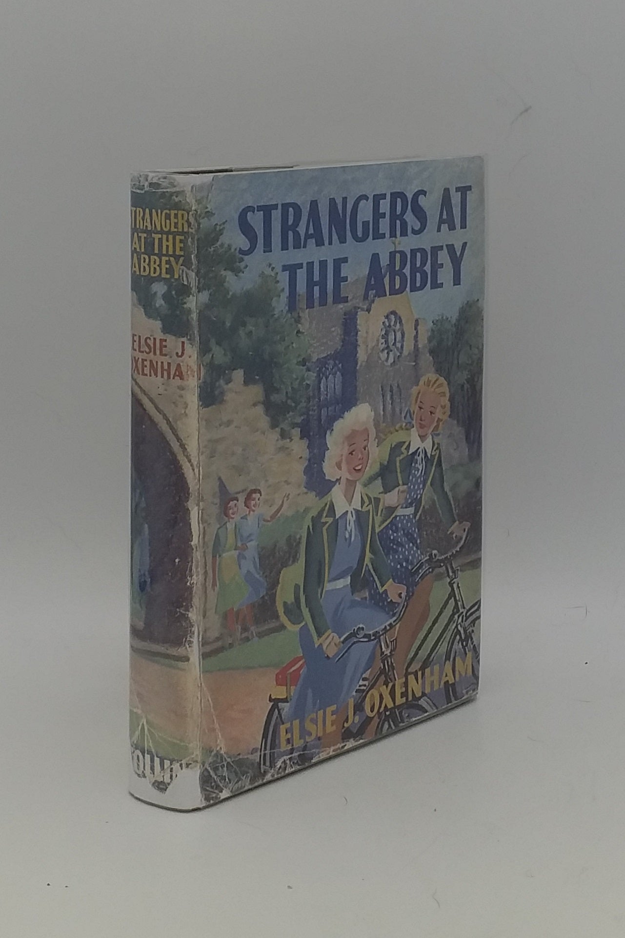 OXENHAM Elsie J. - Strangers at the Abbey