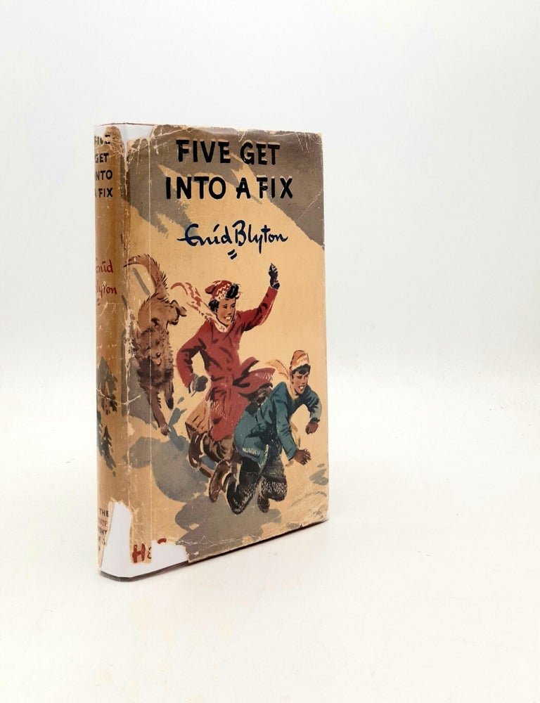 Item #198151 FIVE GET INTO A FIX. BLYTON Enid.